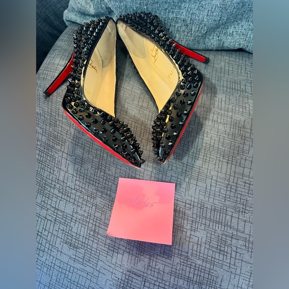 Christian Louboutin Pigalle Spikes Patent - Picture 8 of 9